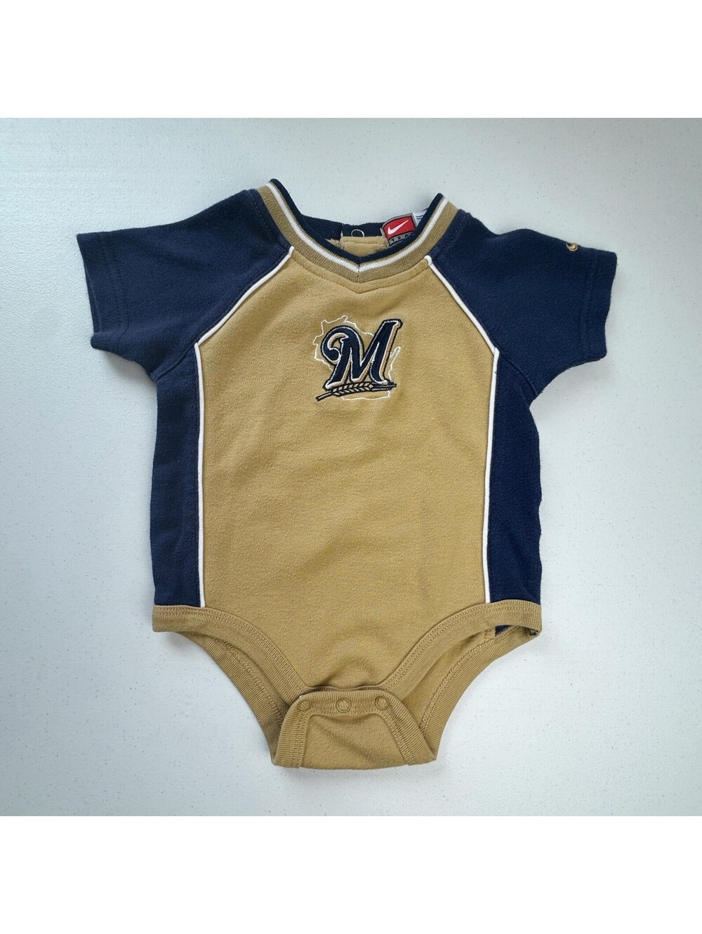 Nike Team Y2K Milwaukee Brewers Bodysuit Size 6-9 Months